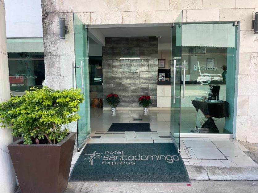 Hotel Santo Domingo Express Villahermosa Bagian luar foto