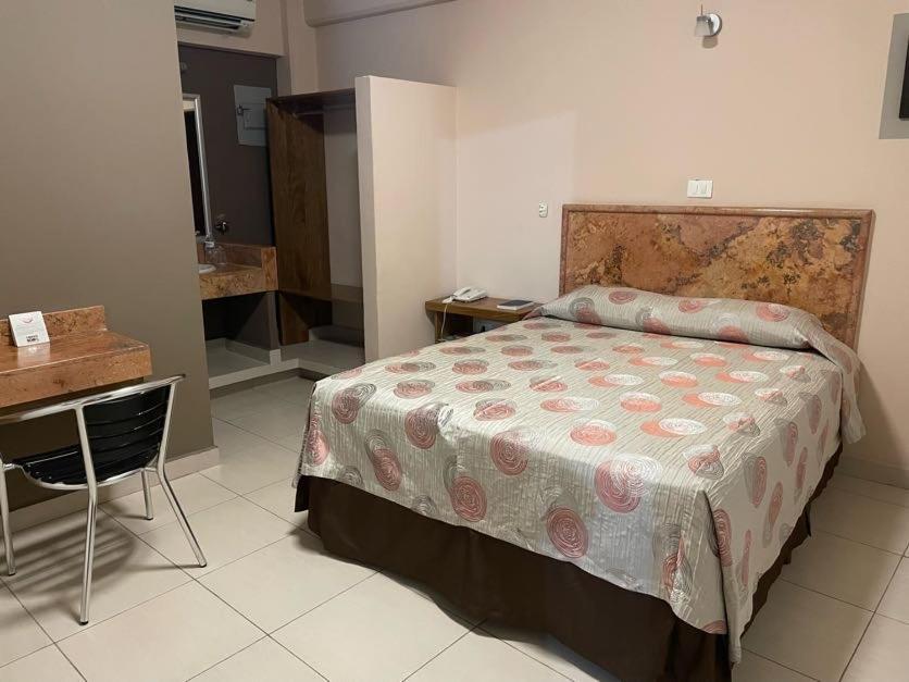 Hotel Santo Domingo Express Villahermosa Bagian luar foto