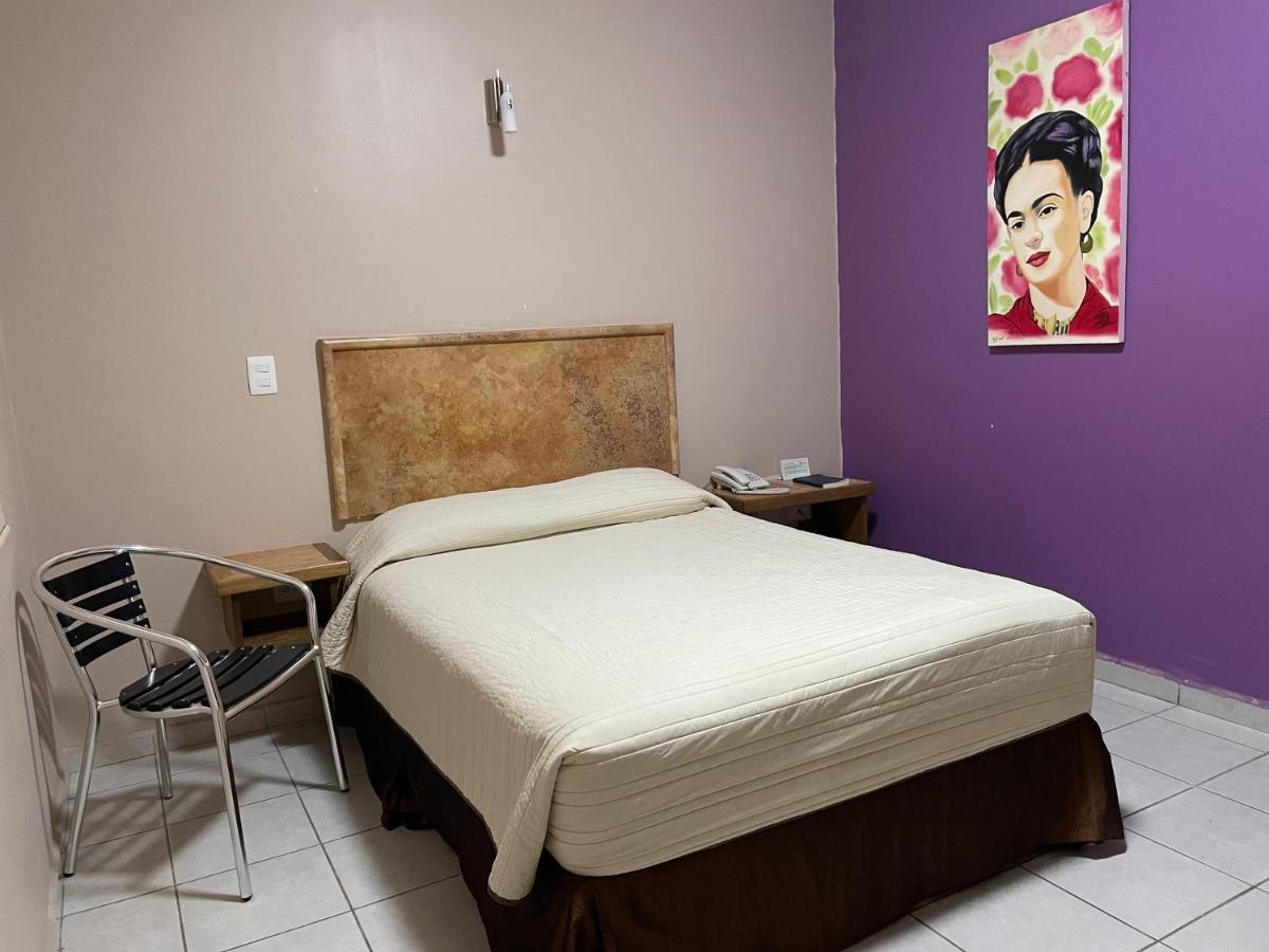 Hotel Santo Domingo Express Villahermosa Bagian luar foto